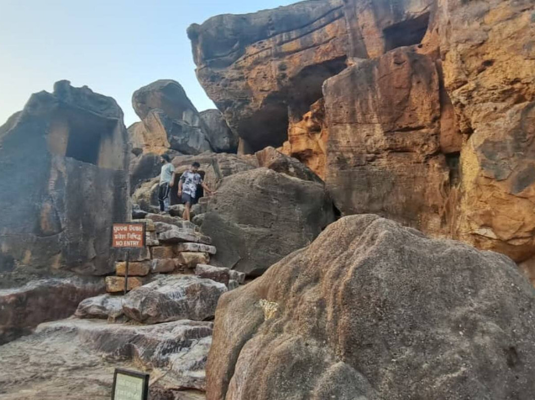 Khandagiri Caves-布巴内斯瓦尔必去景点