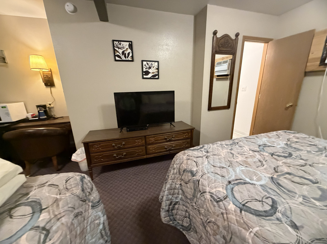 Sportsman Motel