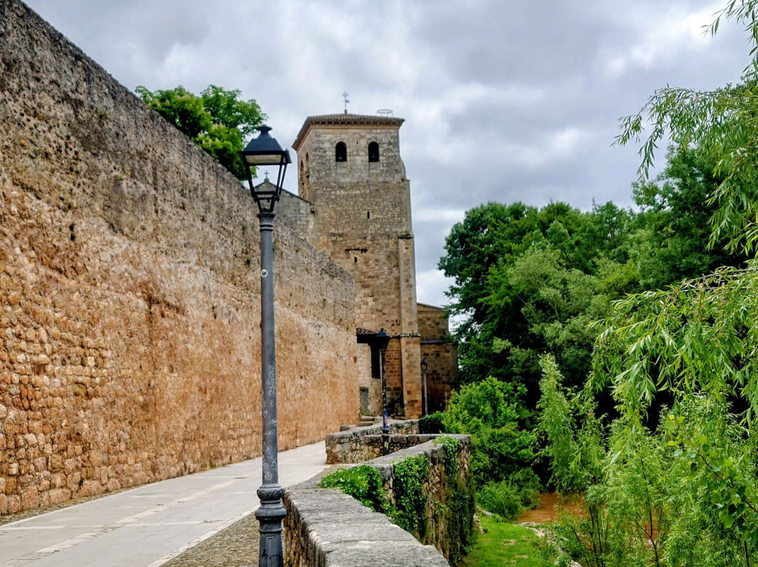 Colegiata de San Cosme y San Damian-Covarrubias必去景点