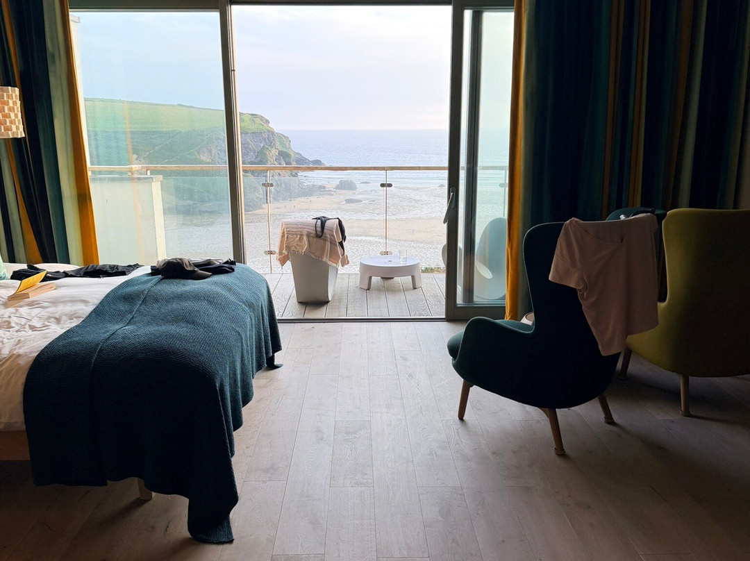 The Scarlet Spa-茅根海岸必去景点