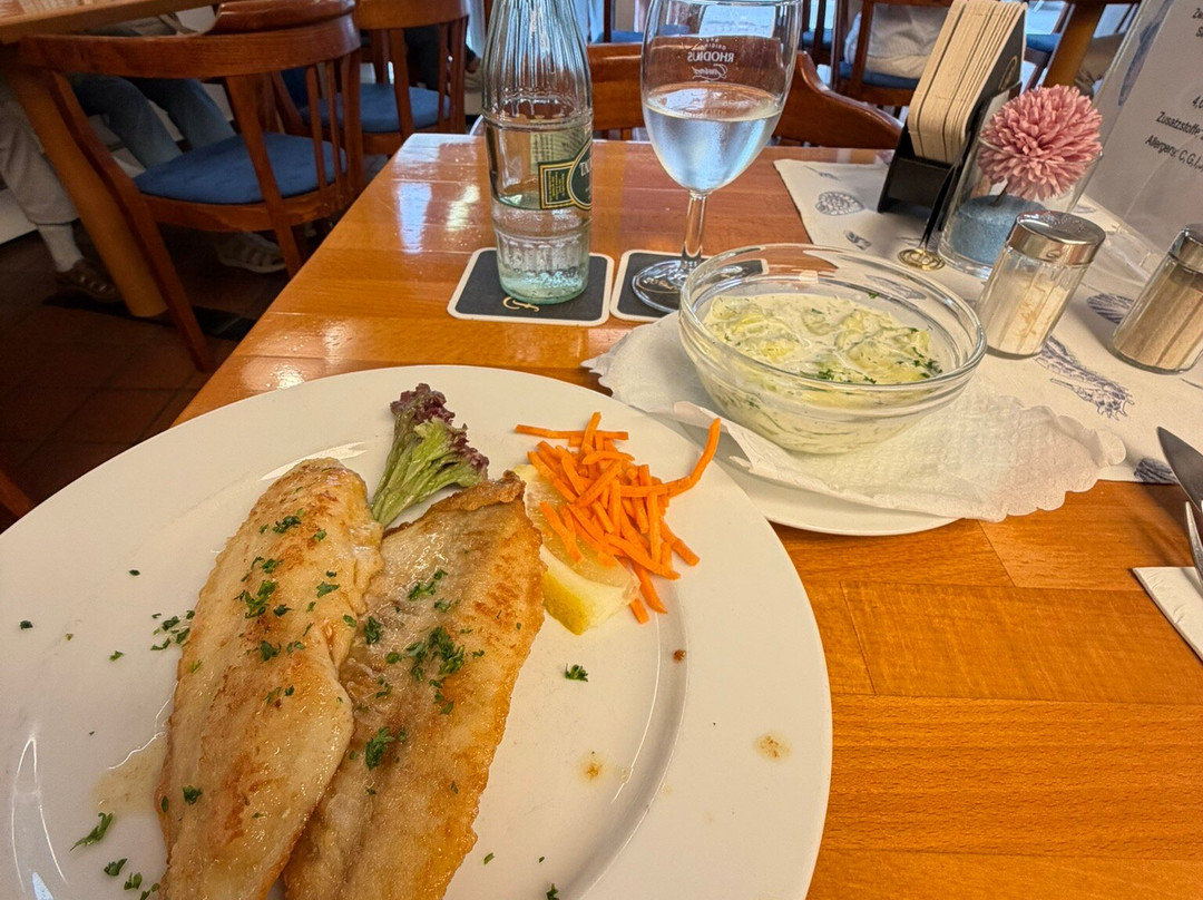 Fischgaststatten Brauns
