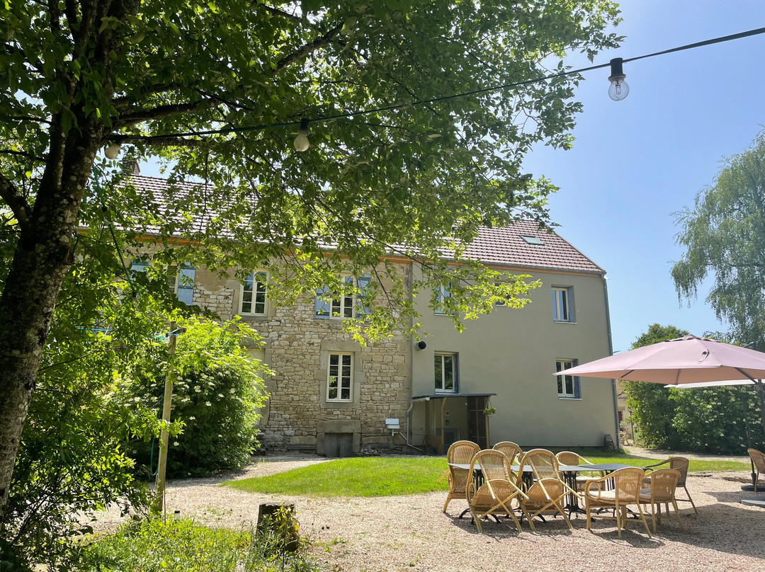Auberge Le Grillon主图