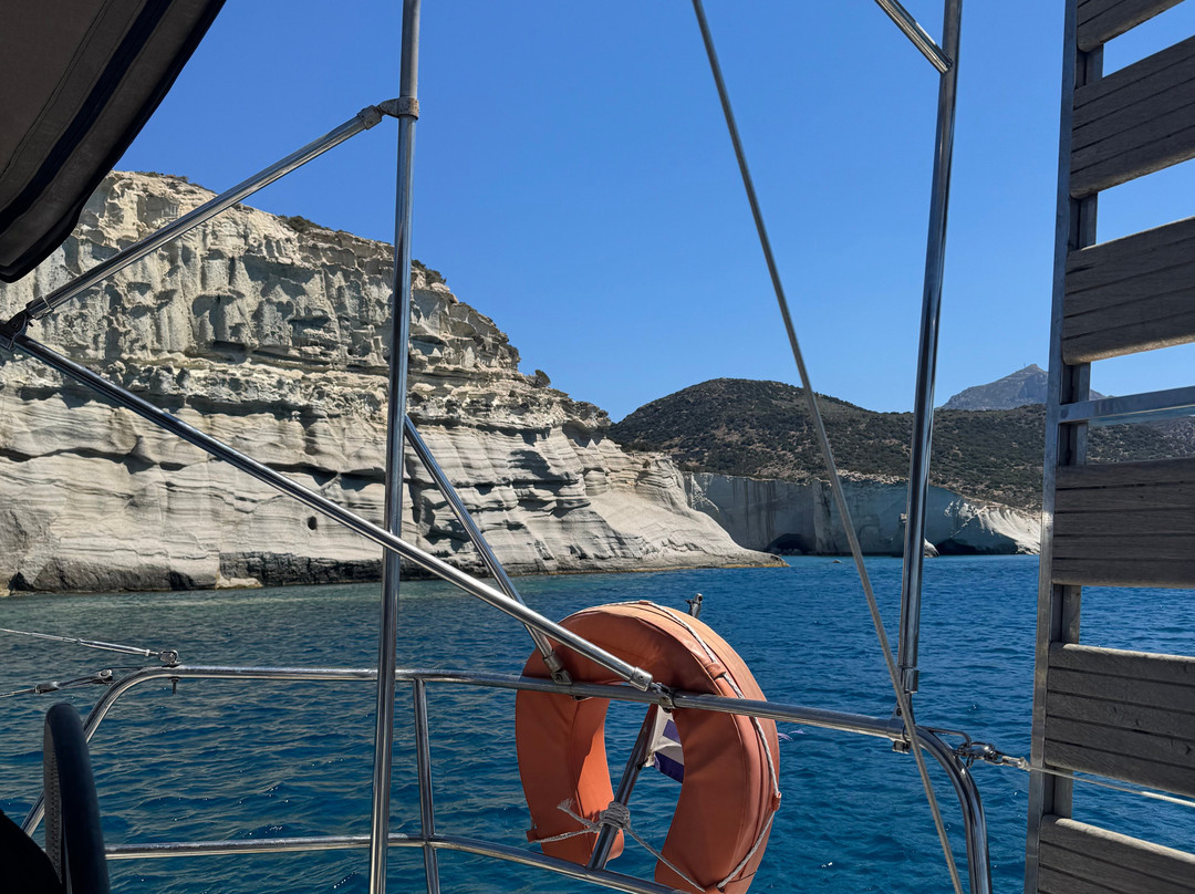 Aquatta Yachts-Adamas必去景点