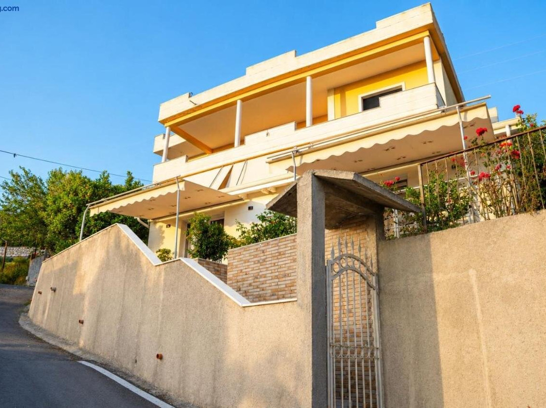 Apartamente Deon