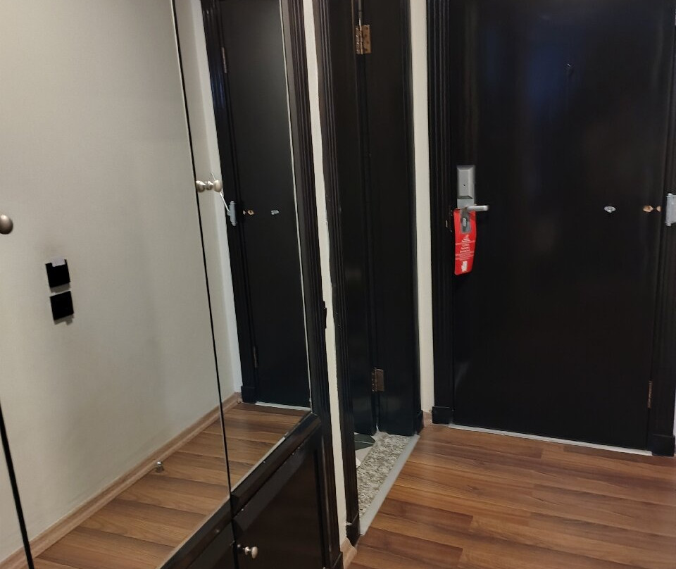 巴里奇拉尔酒店主图