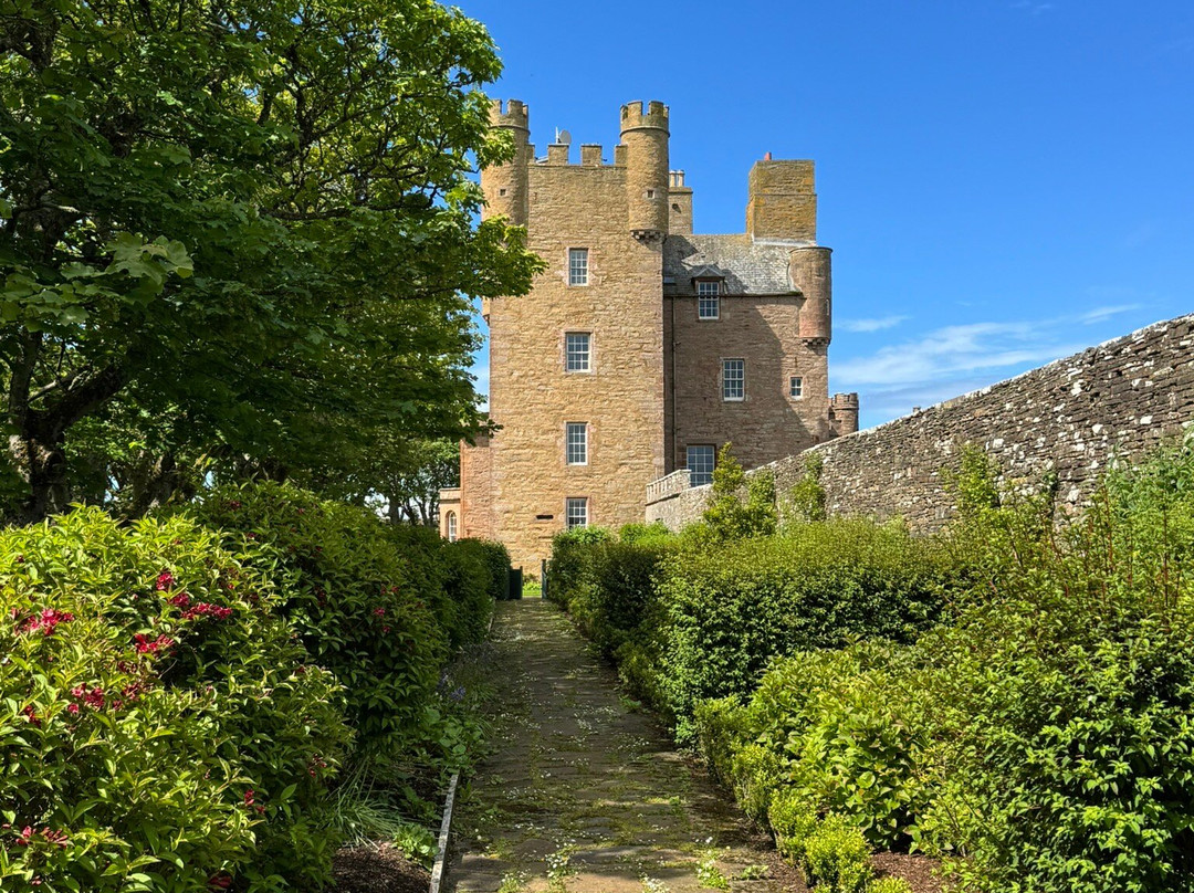 The Castle & Gardens of Mey-Thurso必去景点
