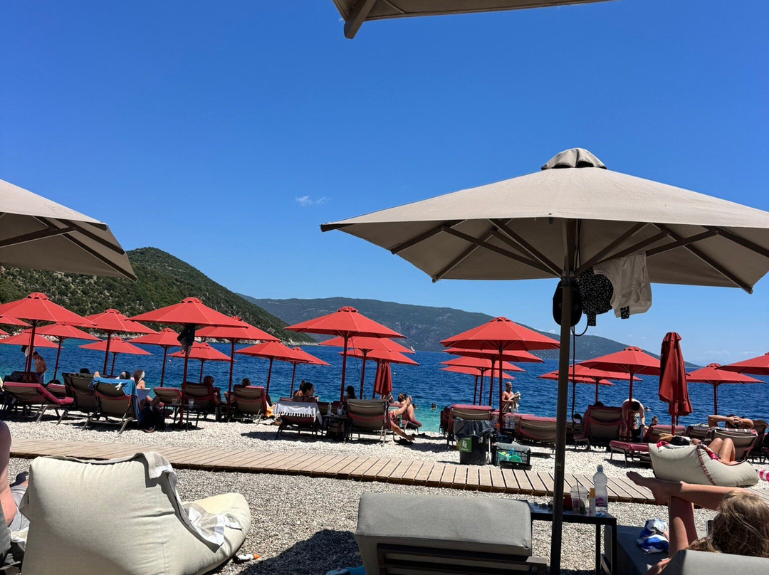 Antisamos Beach-萨米必去景点