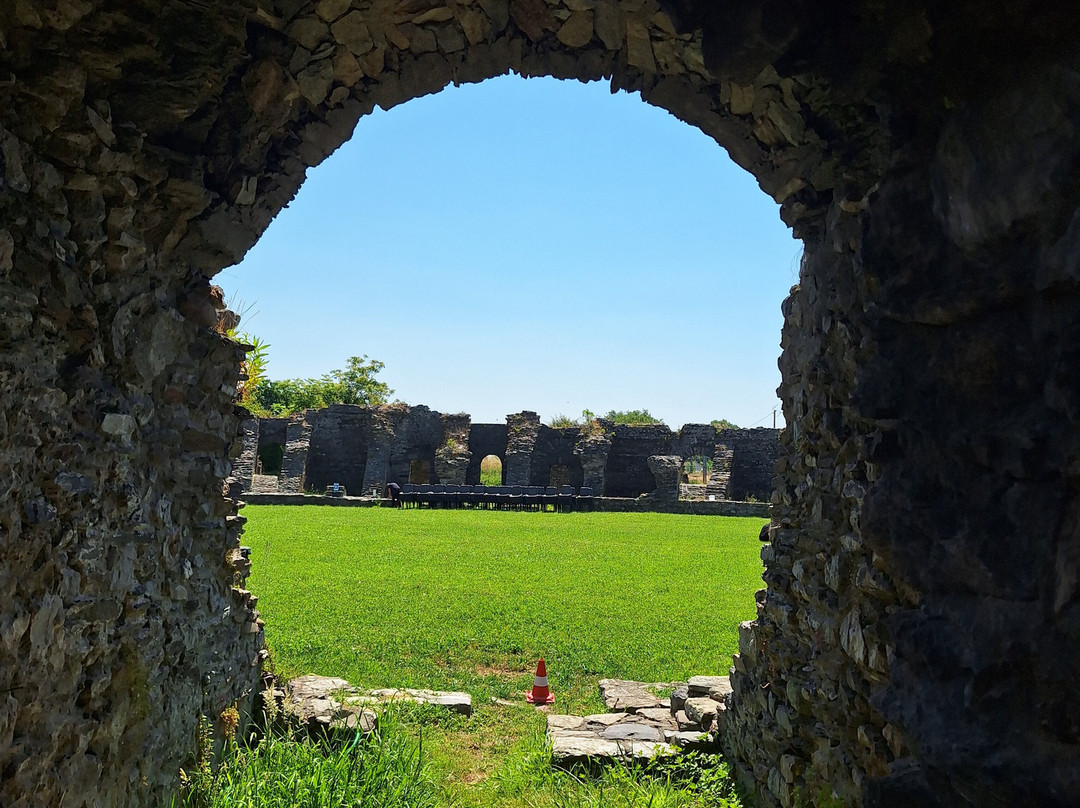 Anfiteatro Romano Di Luni-Luni Mare必去景点