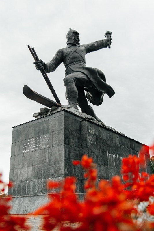 Monument to Participants of the Ice Transition-Komsomolsk-on-Amur必去景点