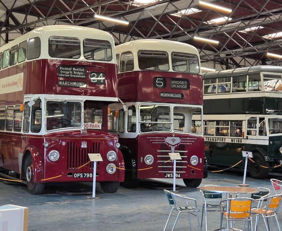 Scottish Vintage Bus Museum-丹弗姆林必去景点