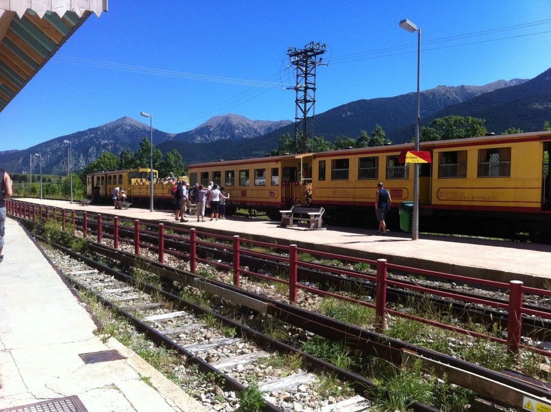 Le Train Jaune-Villefranche-de-Conflent必去景点