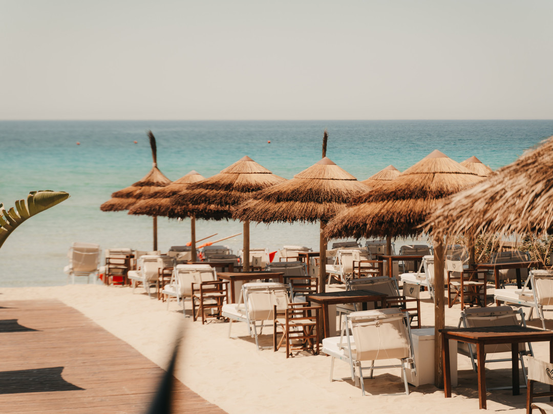 Bahia Porto Cesareo-切萨雷奥港必去景点