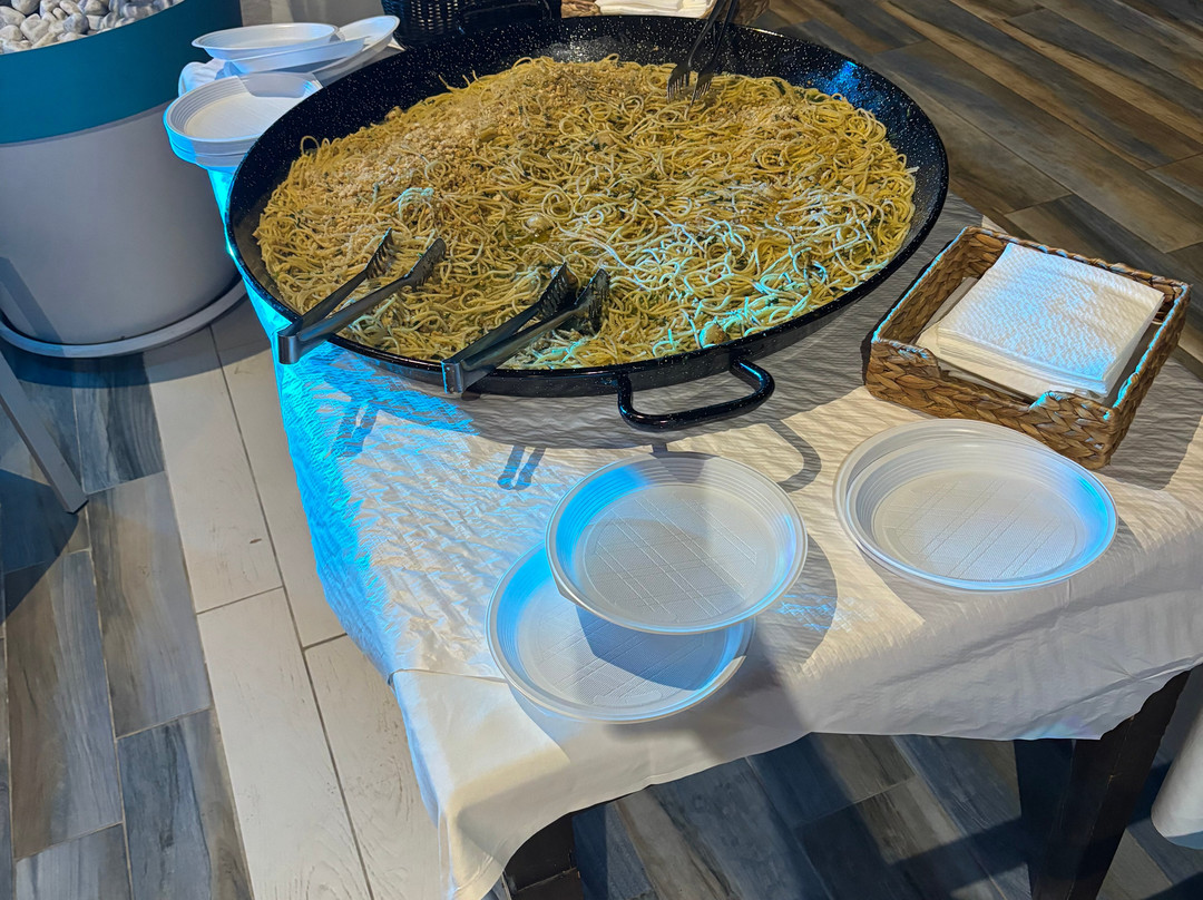 拉古纳海滩村庄酒店主图