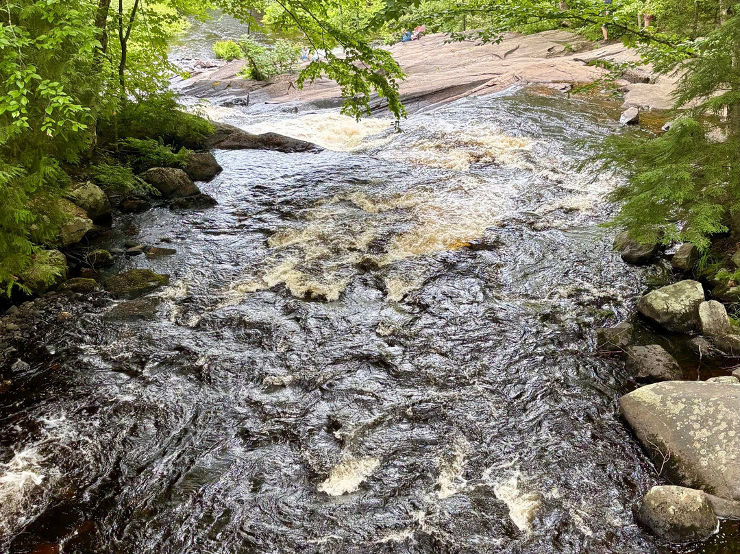 Arrowhead Provincial Park-亨茨维尔必去景点
