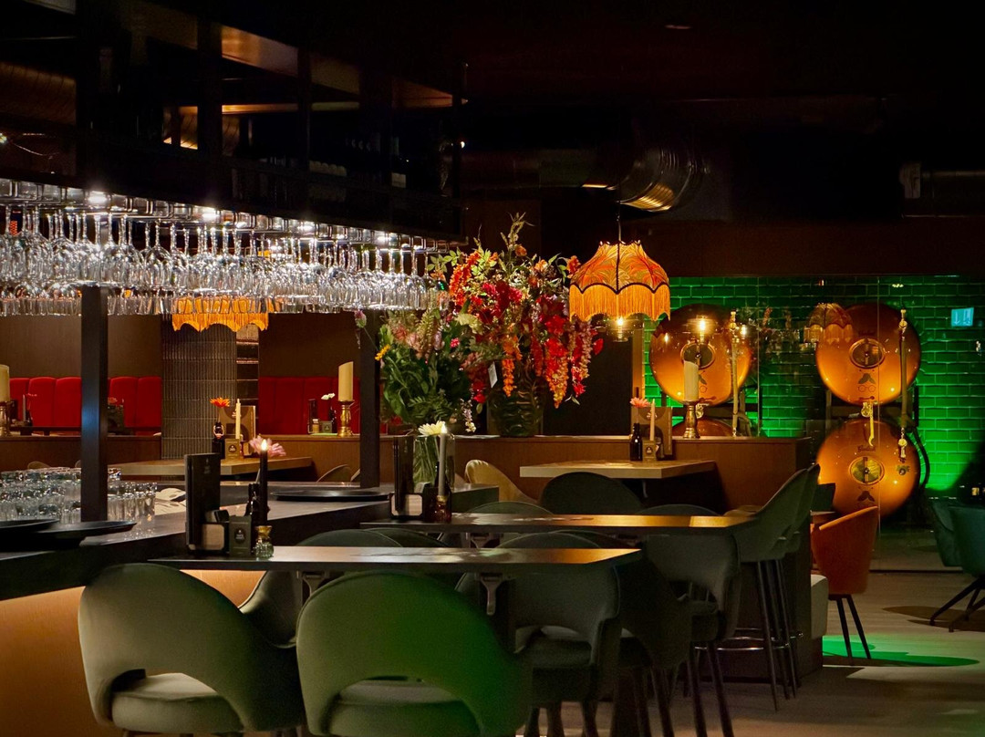 Tante Annie's Lunch, Bar & Tapas