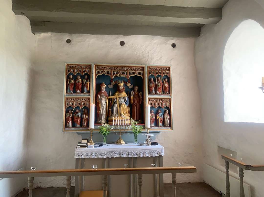Vester Alling Kirke-Auning必去景点