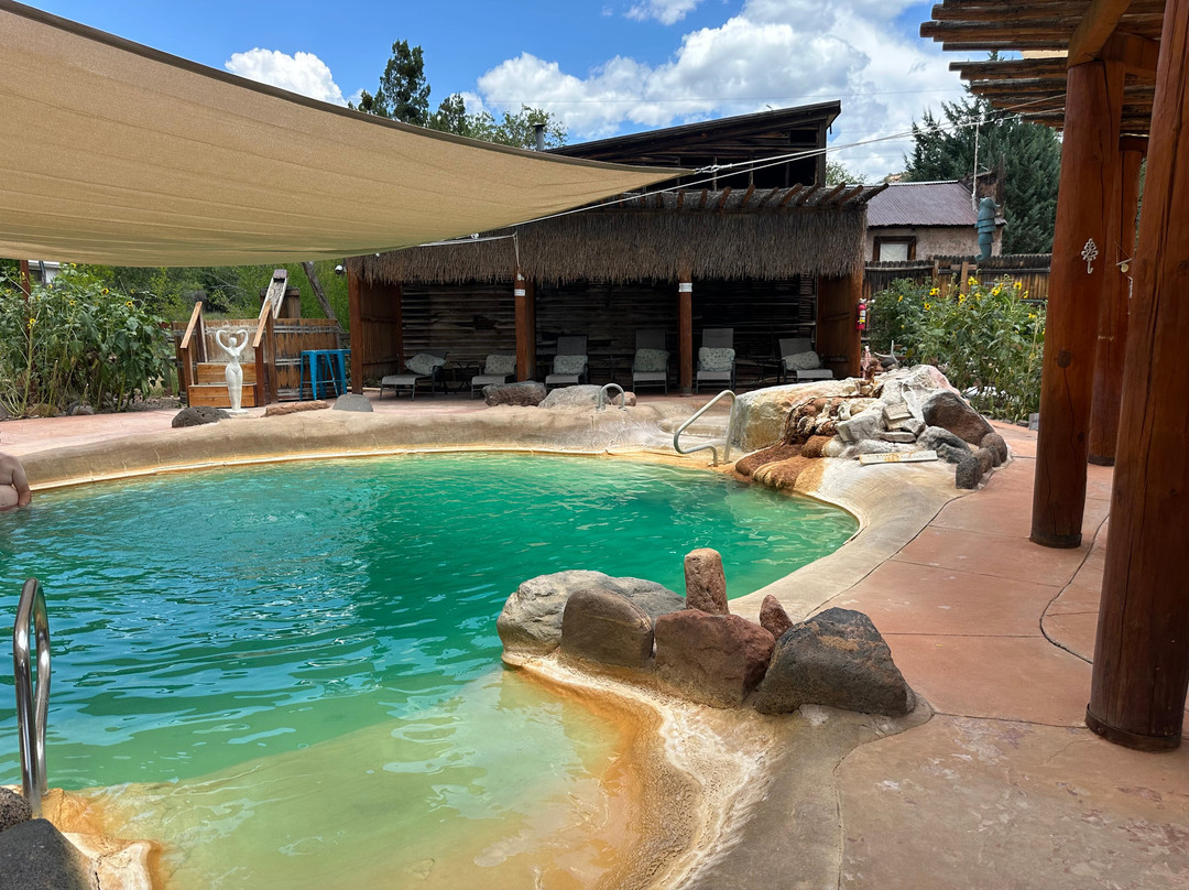 Jemez Hot Springs-Jemez Springs必去景点