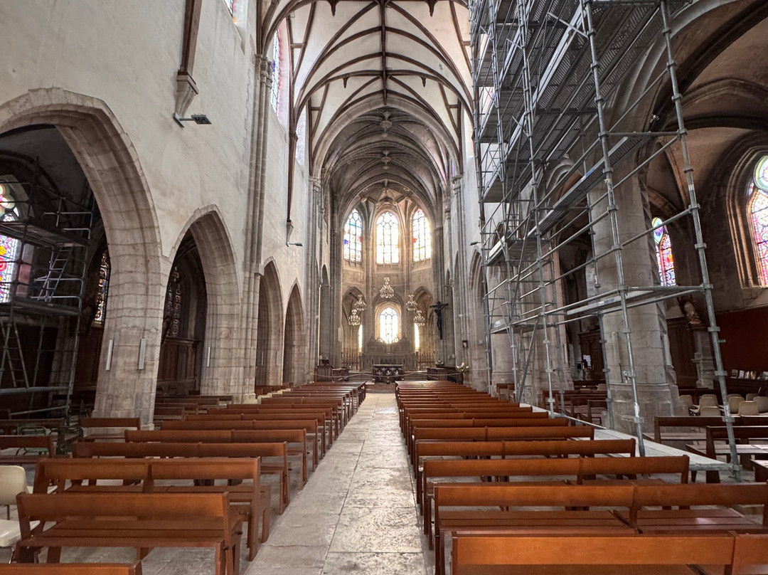Eglise Saint Jean-Baptiste-Nemours必去景点