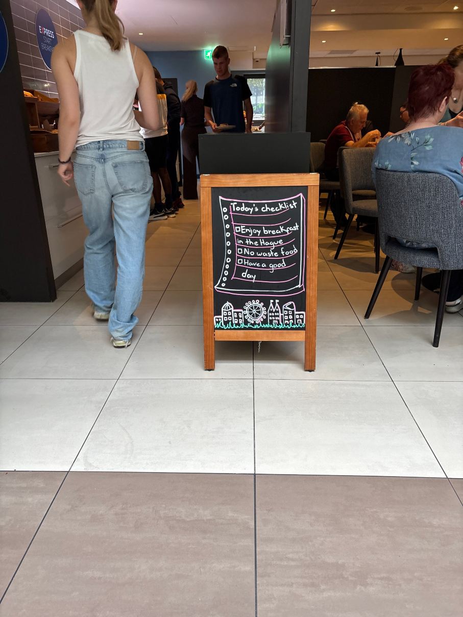 海牙议会智选假日酒店-旅行者