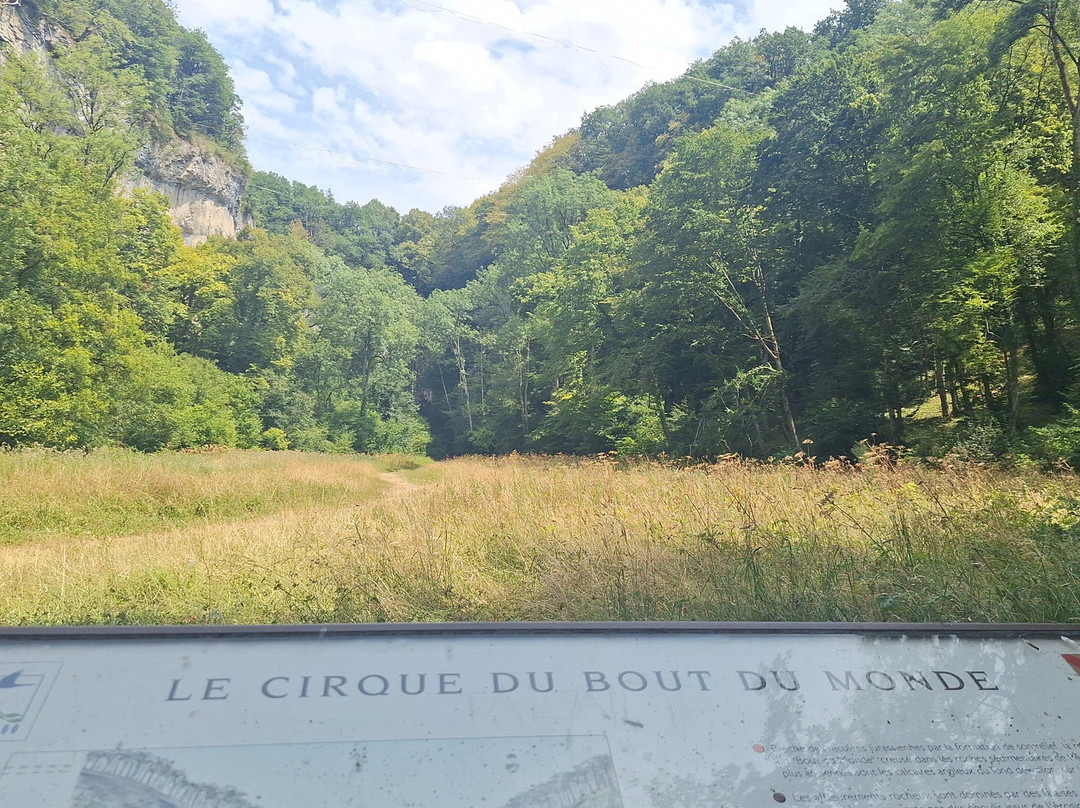 Cirque Du Bout Du Monde-Vauchignon必去景点