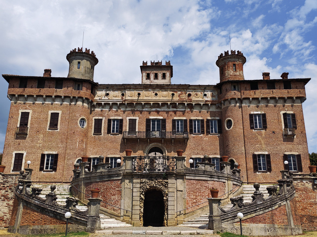 Castello Di Chignolo Po-Chignolo Po必去景点