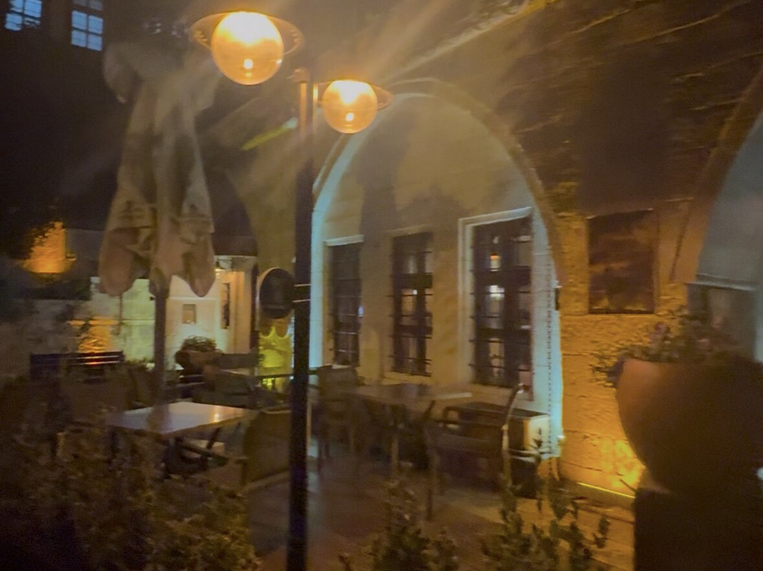 卡帕多西亚弗雷斯科窟套房酒店主图
