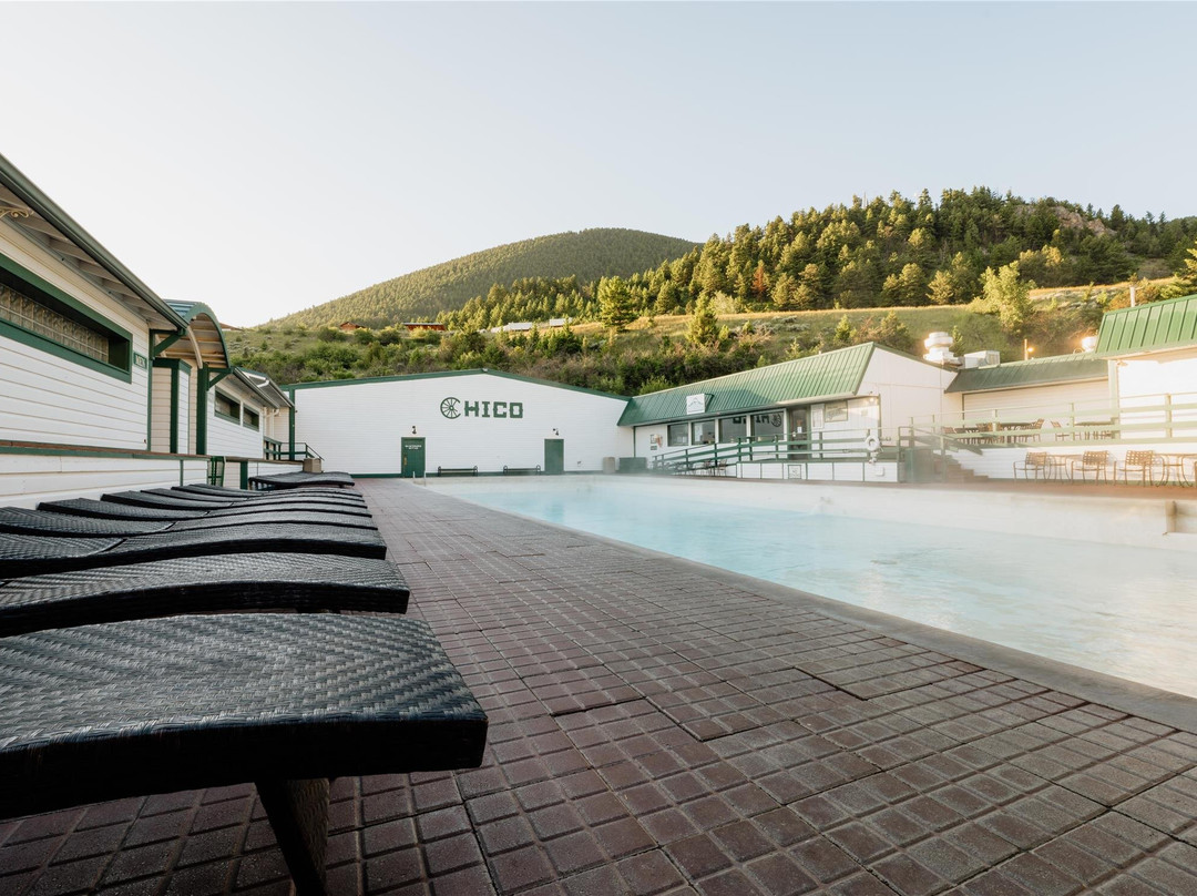 Chico Hot Springs Resort