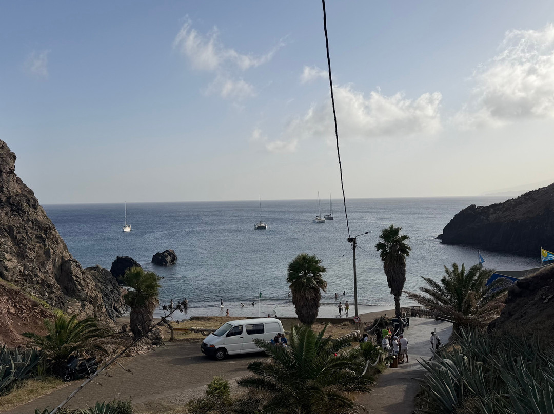 Prainha do Caniçal-卡尼卡尔必去景点