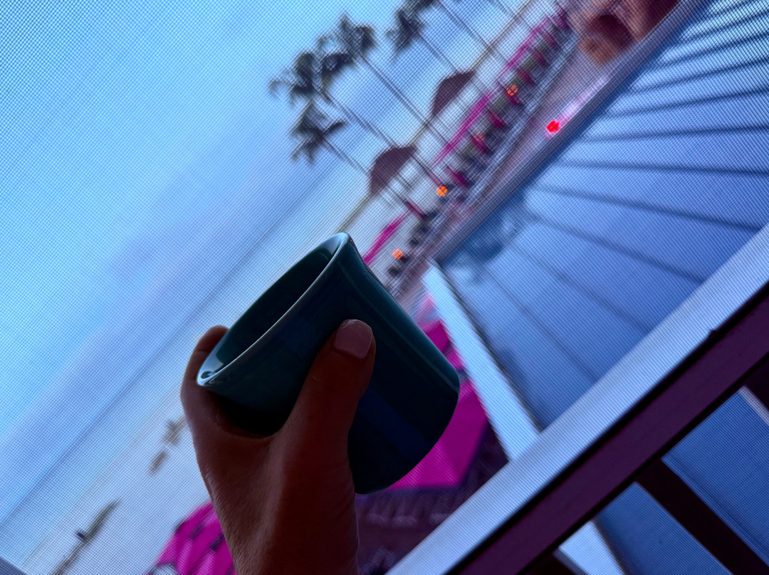 马里纳粉红贝壳海滨和度假酒店主图