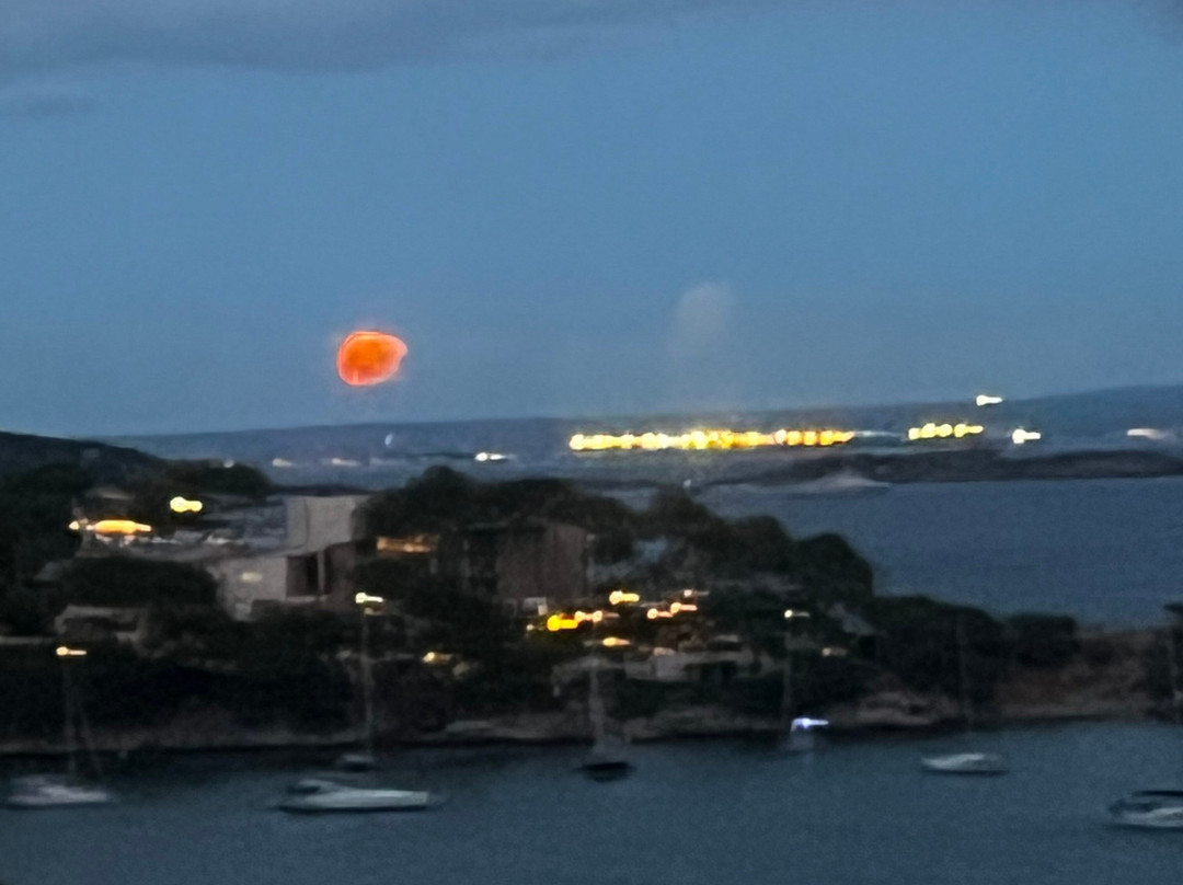 蓬特马尔公寓式旅馆主图