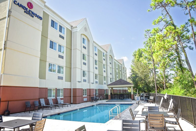 Lehigh Acres酒店住宿-Candlewood Suites Ft Myers I-75 By IHG