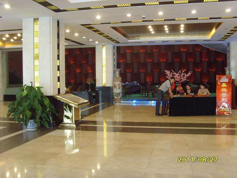 樱花大酒店主图