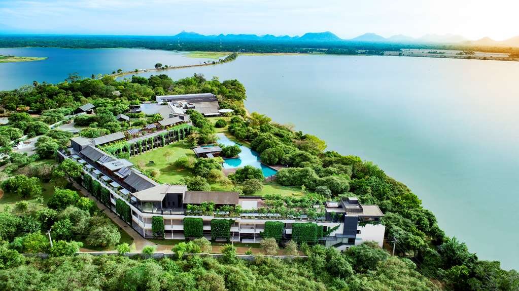 DoubleTree by Hilton Weerawila Rajawarna Resort-官方