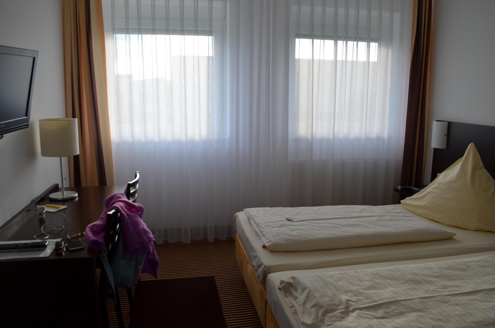 IQ Hotel-官方