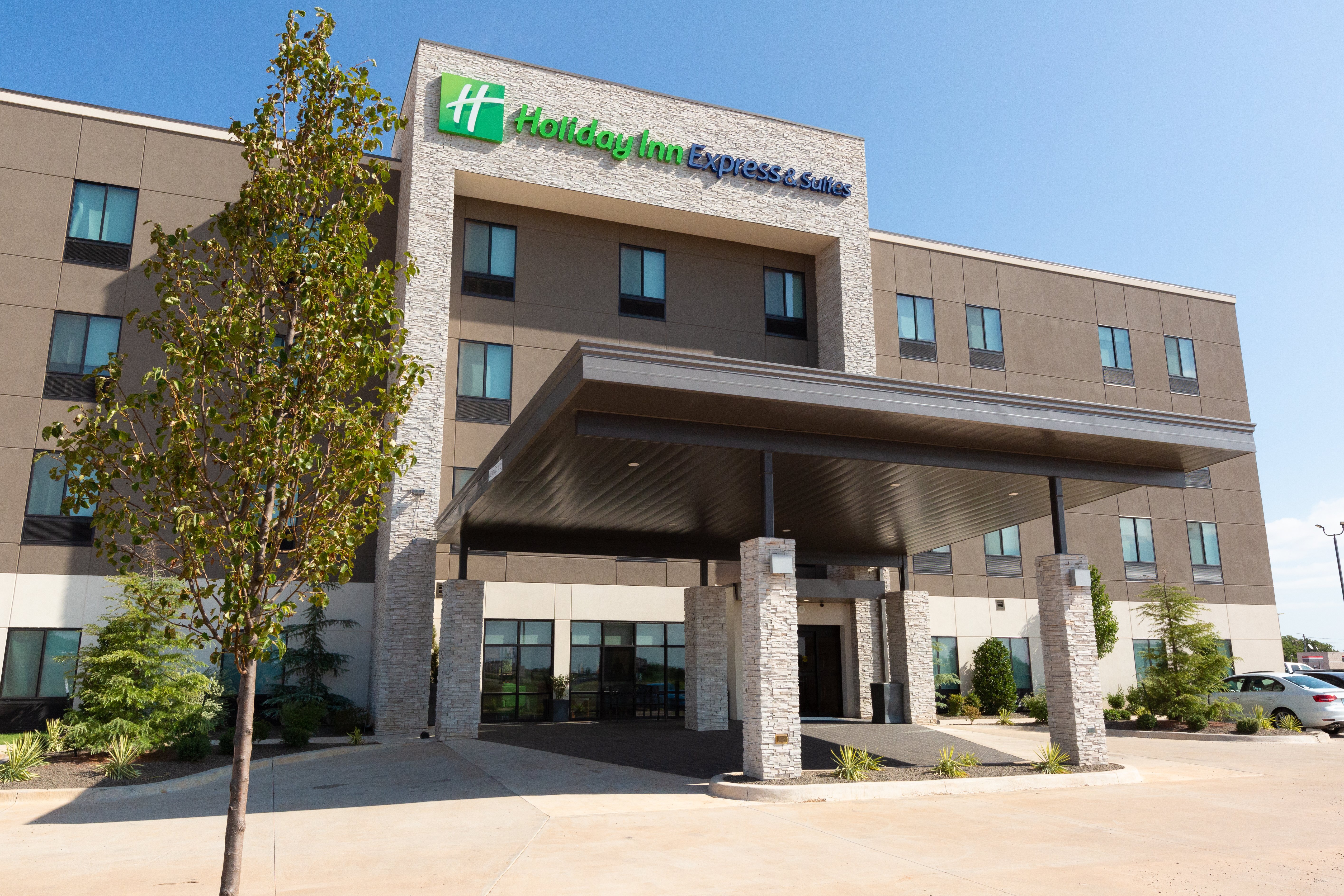Holiday Inn Express & Suites Kingfisher By IHG-官方