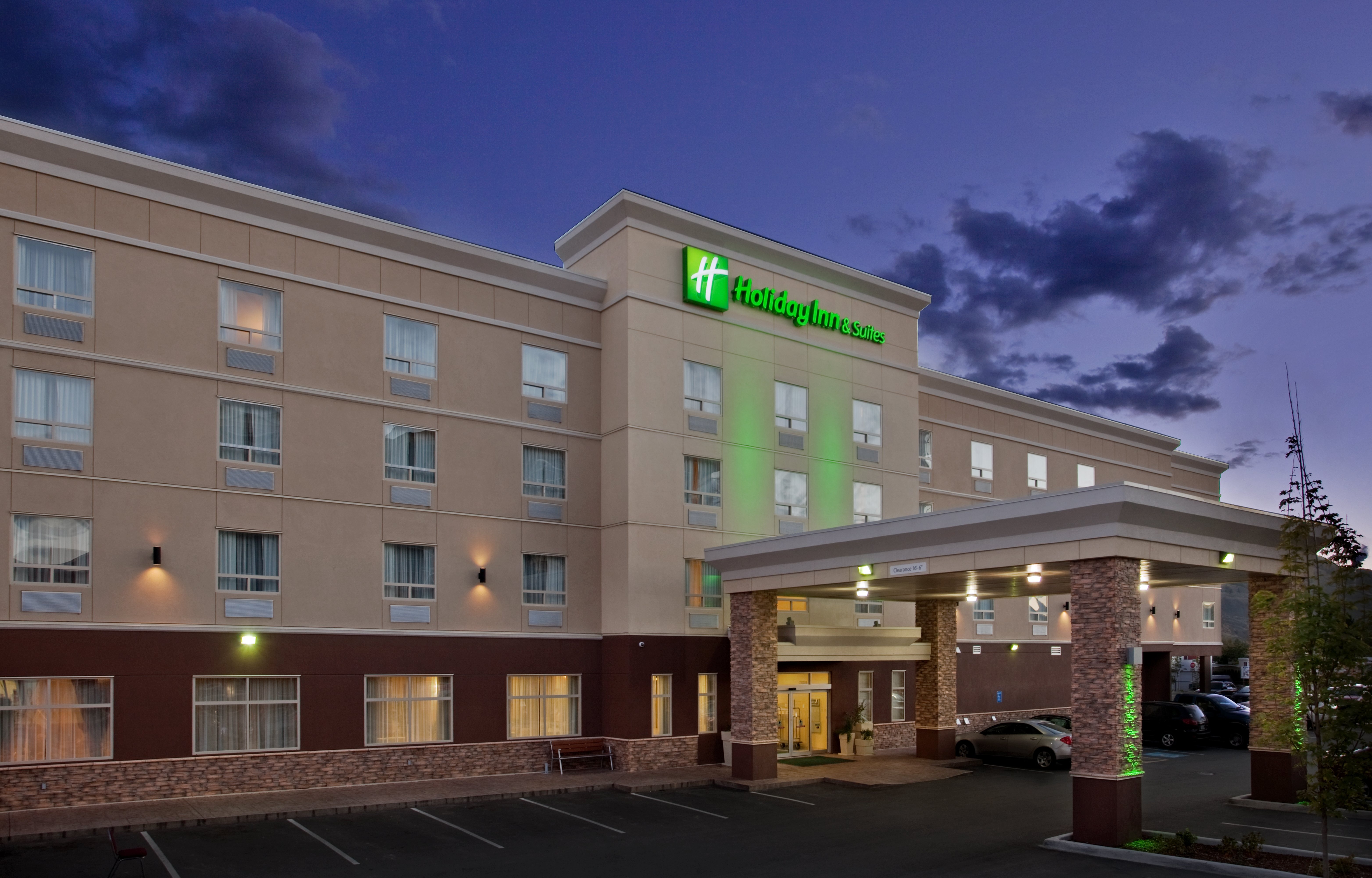 Holiday Inn & Suites Kamloops, an IHG Hotel-官方