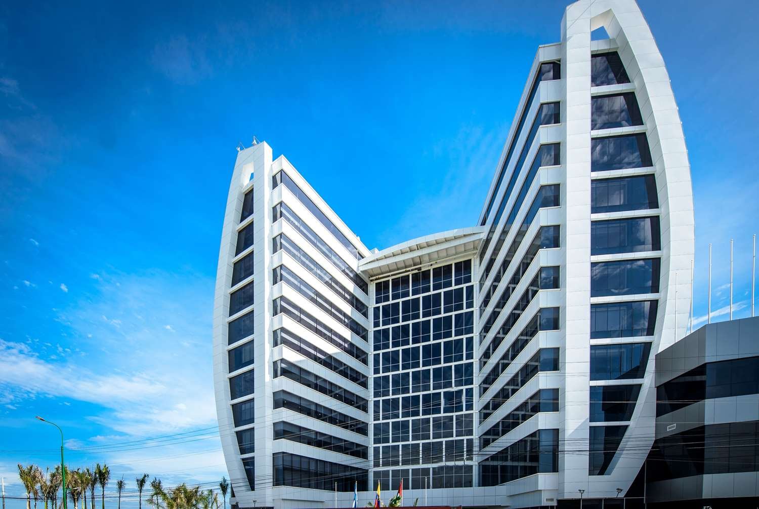 Wyndham Manta Sail Plaza Hotel and Convention Center-官方