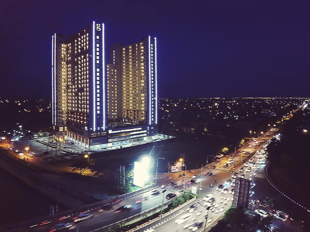 Rungkut Menanggal酒店住宿-Hotel Gunawangsa Merr