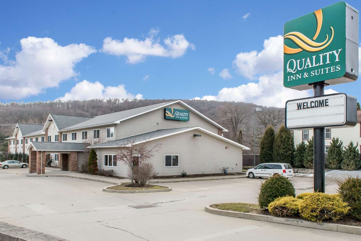 Quality Inn & Suites-官方