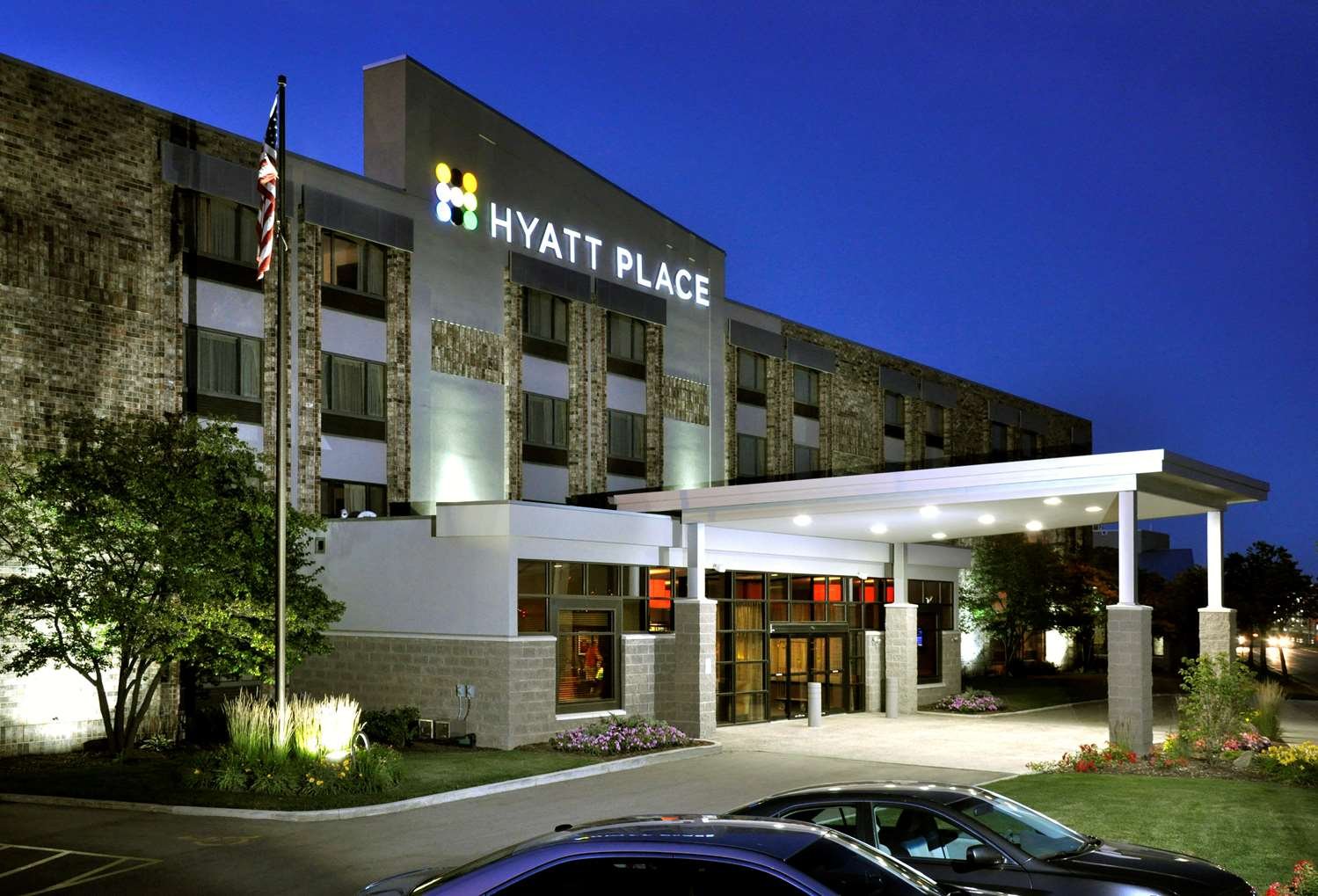 Hyatt Place Milwaukee Airport-官方