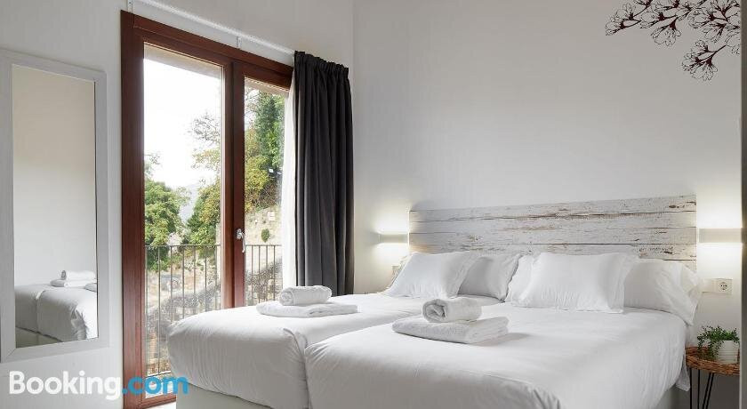 Estella Rooms - Autocheckin主图