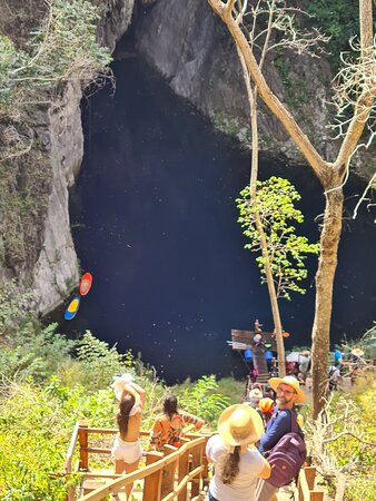 Lagoa da Água Milagrosa (Dolina)-Caceres必去景点