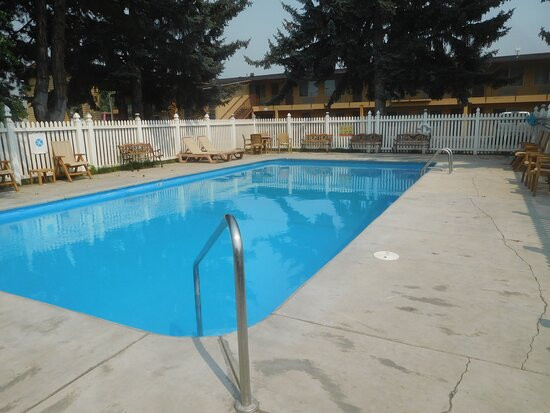 Cimarron Inn & Suites Klamath Falls主图