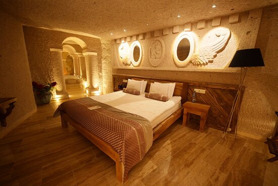 Nino Cave Suites主图