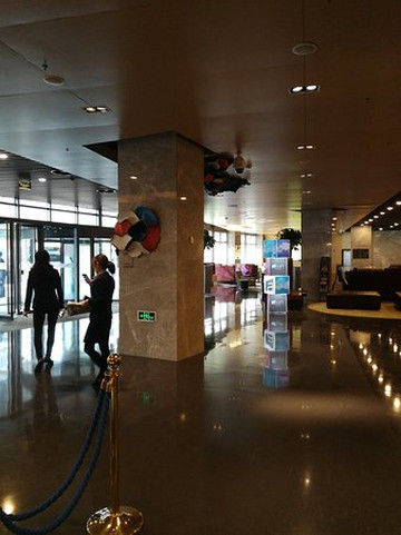 伏牛山饭店（郑州高铁东站郑东万象城店）主图