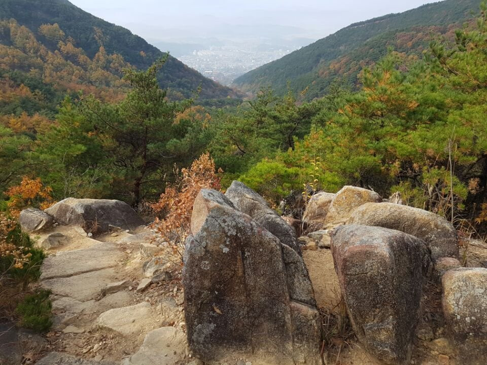 Hwawangsan Mountain景点图片