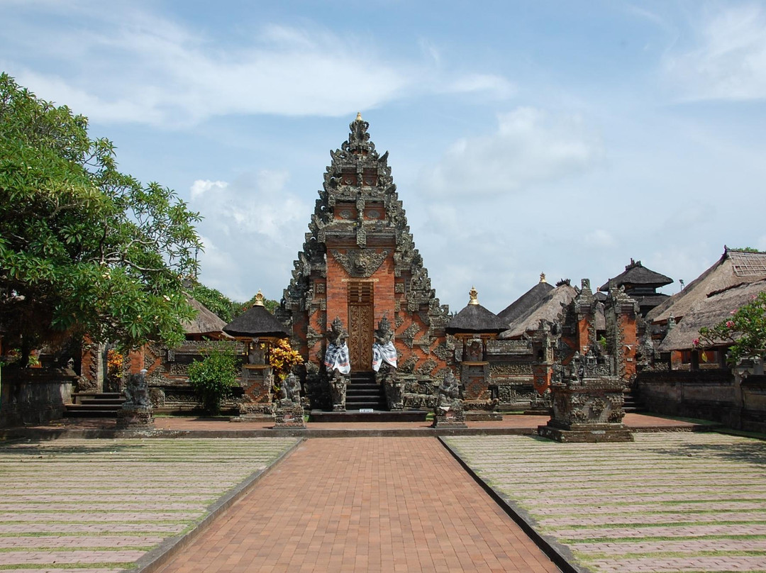 巴图安神庙-苏卡瓦堤必去景点