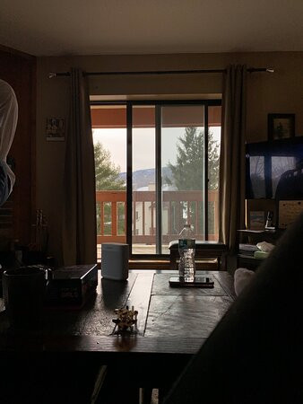 Snow Mountain Village主图