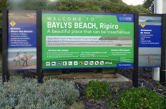 Baylys Beach景点图片