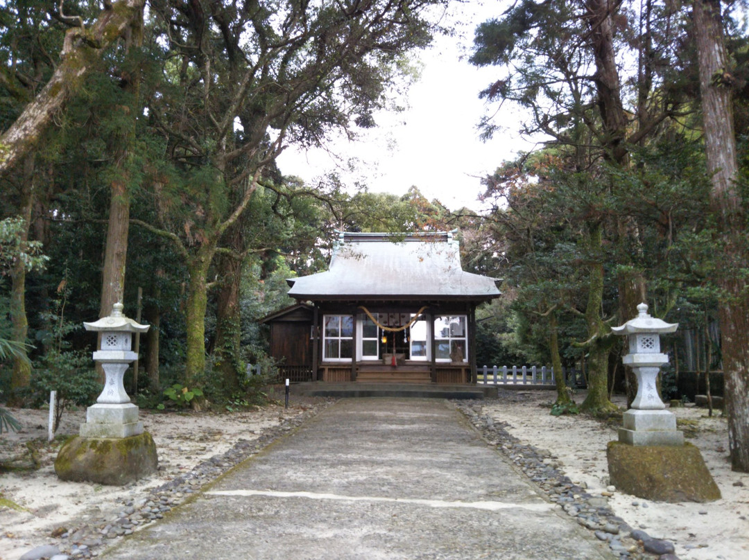 Yaku Shrine景点图片